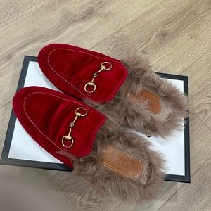 Gucci slippers
